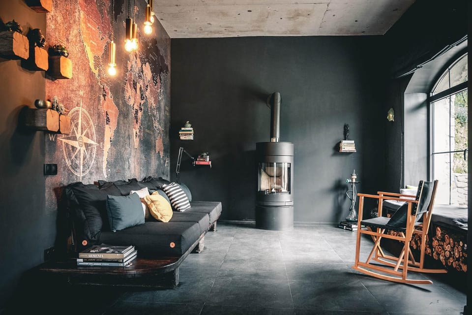 Communal lounge/ TV room, Living room, Seating area