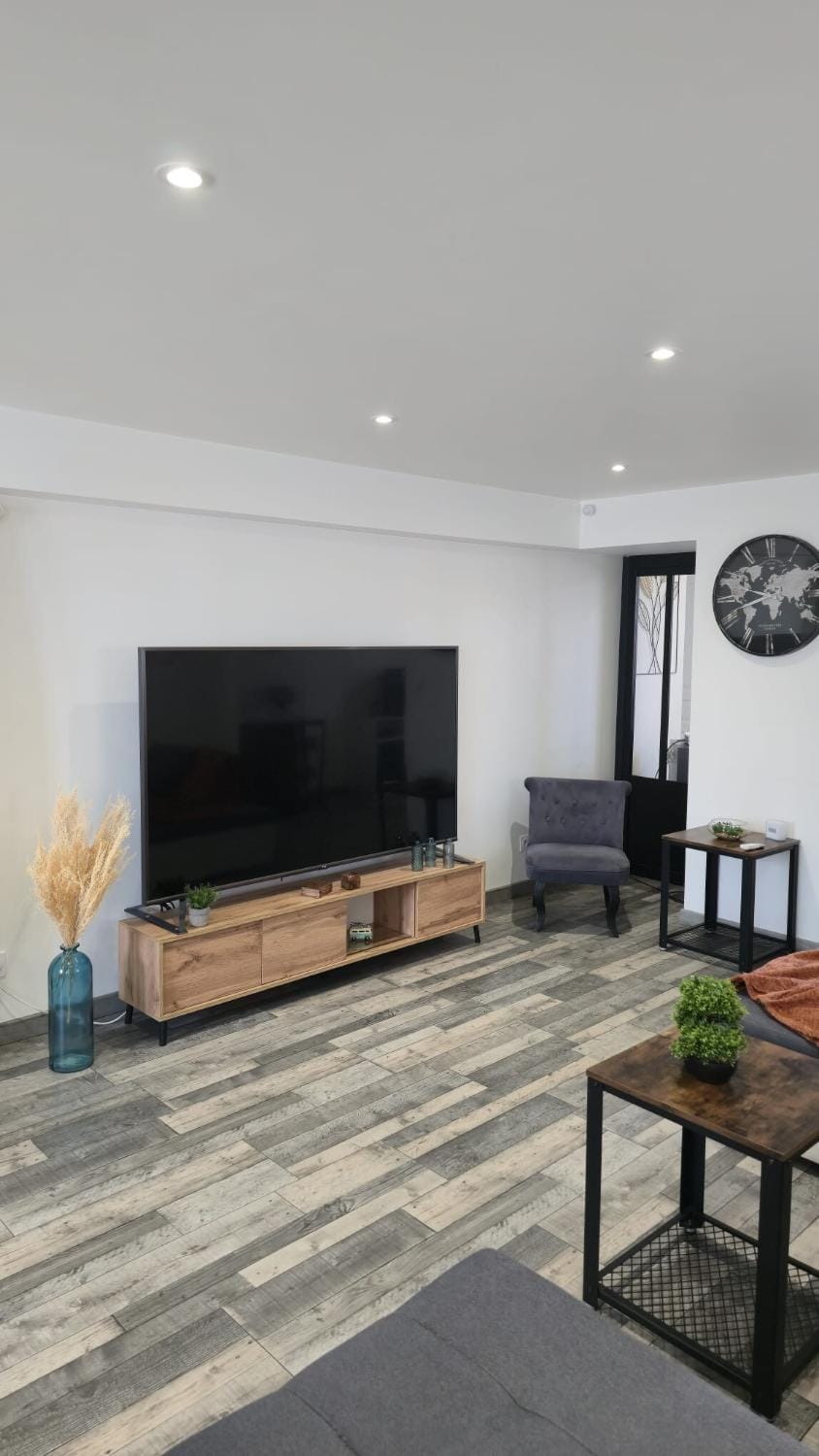 Le Petit Caporal - Cour Privée - Parking Privée House in Blois