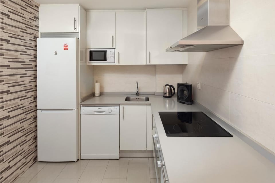 Kitchen or kitchenette, Living room