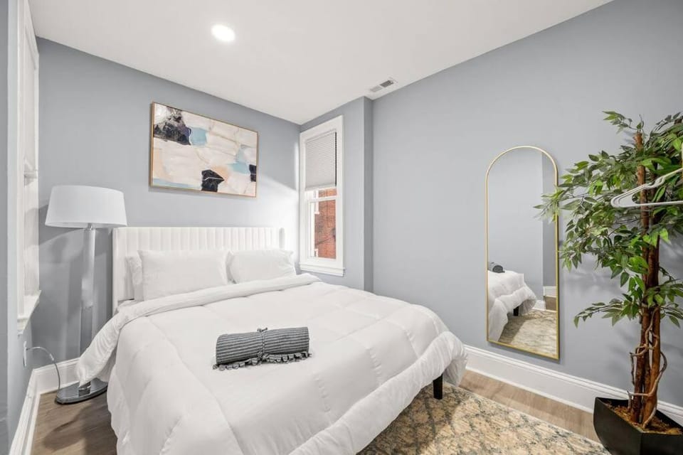 Cozy Apt in Center City! Apartment in Philadelphia