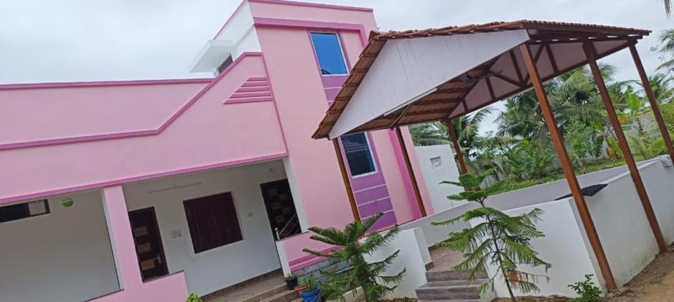 Royal Experience Pink Breeze Villa, Kuvathur ECR Highway Chennai Apartment in Tamil Nadu