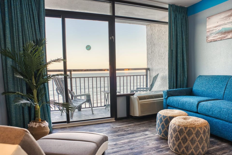Absolutely Stunning! Newly Renovated King Suite with LED Fireplace - Landmark Resort 1030 House in Myrtle Beach