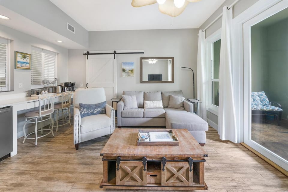 Lazy Daze at Gulf Place 208 Apartment in South Walton County