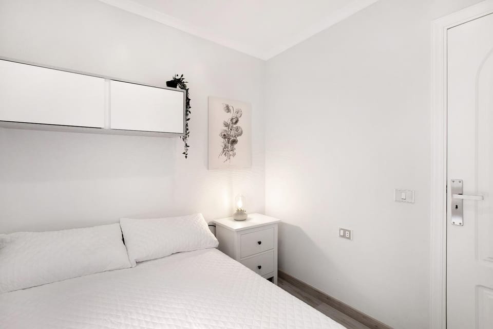 Living room, Bedroom