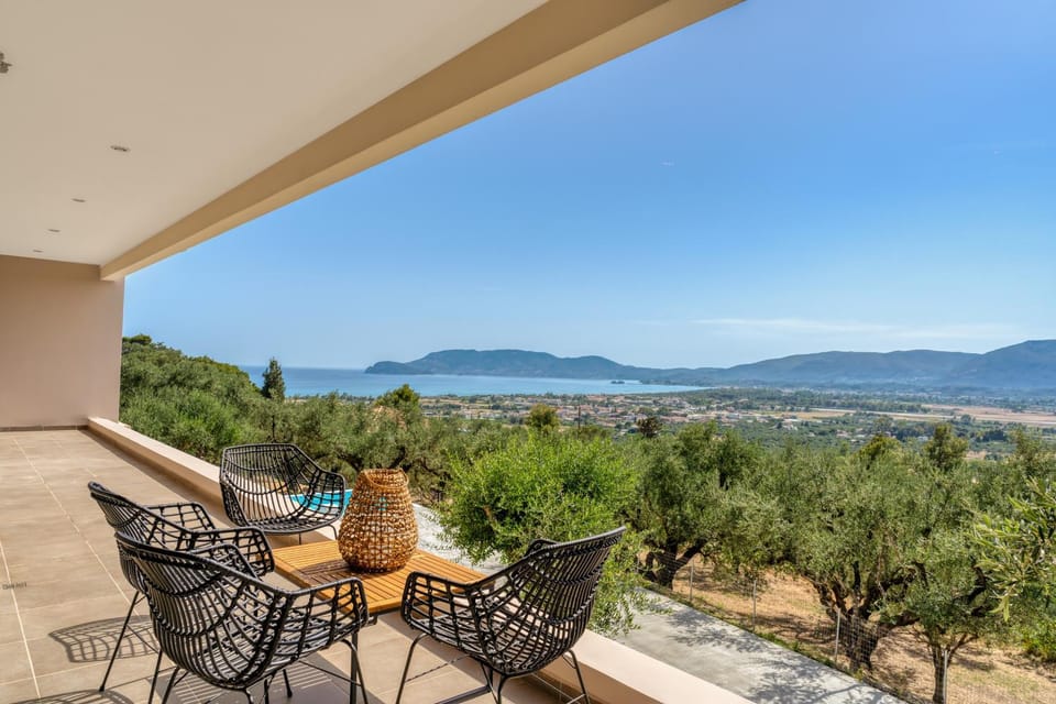 Balcony/Terrace, Balcony/Terrace, Sea view