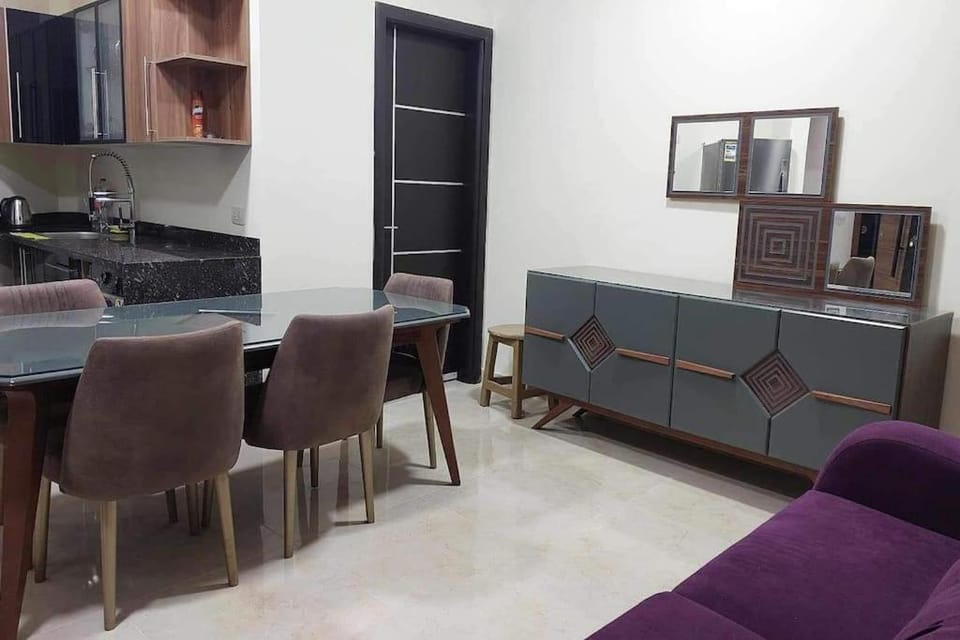 Kitchen or kitchenette, Living room, Dining area
