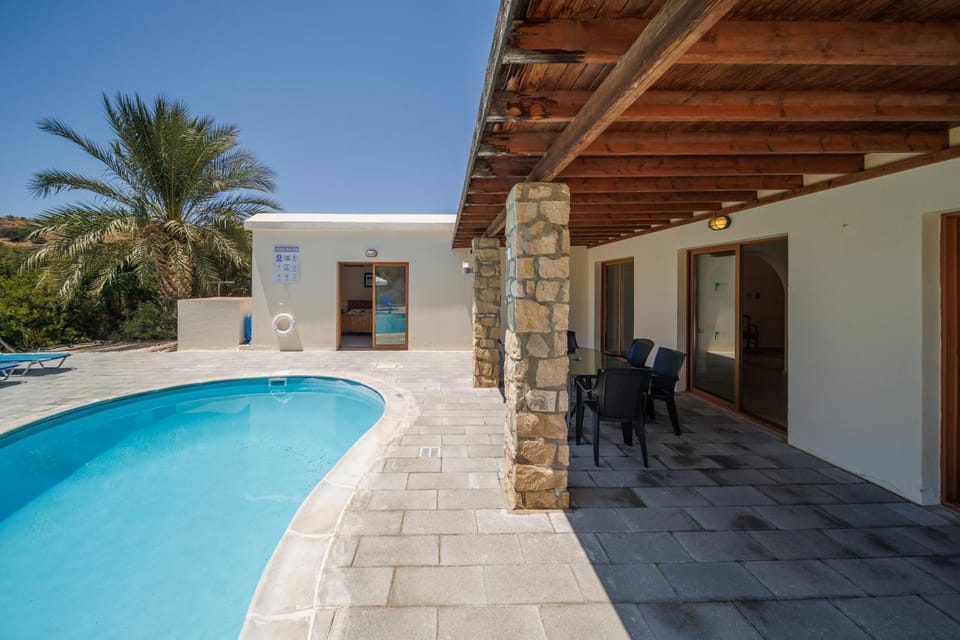 Patio, Pool view, Swimming pool