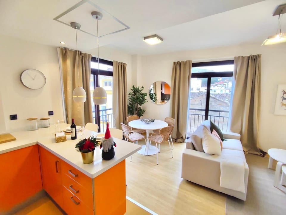 Balcony/Terrace, Living room, Seating area, Dining area