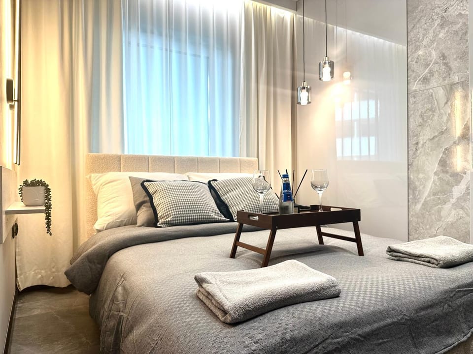 MIESZCZAŃSKA 10 Apartment - CENTRAL PARK - Parking&Lift Apartment in Wroclaw