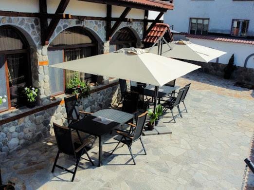 Patio, Day