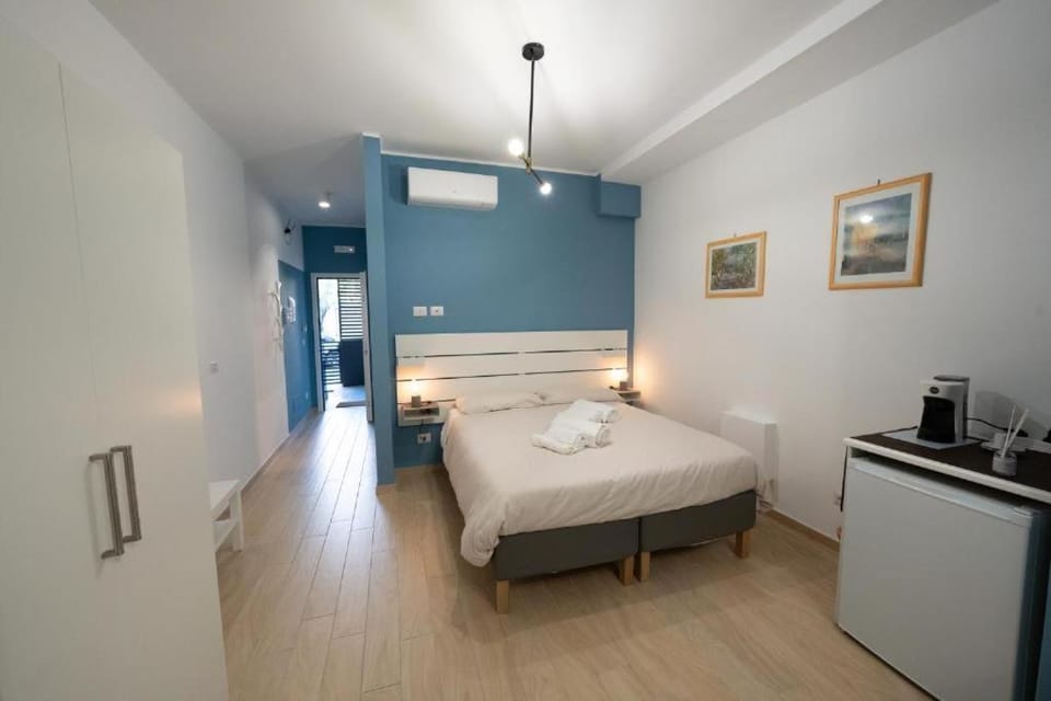PALAZZO ENNIO Bed and Breakfast in Bari