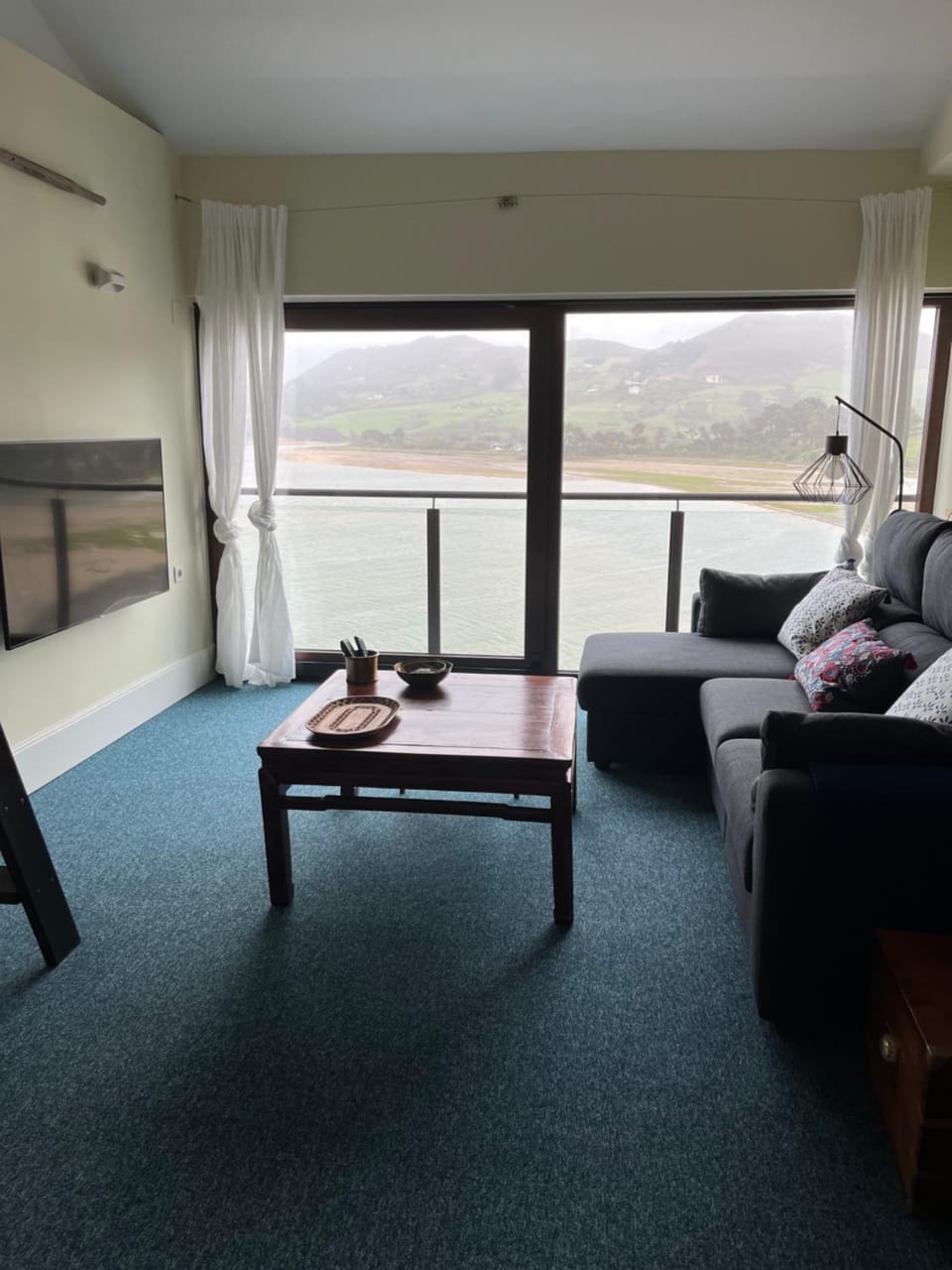View (from property/room), Living room, Seating area