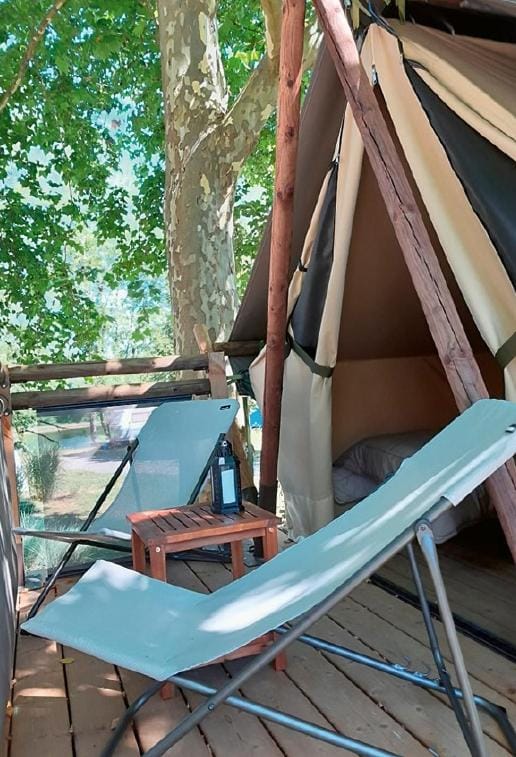 Lodge atypique Luxury tent in Nouvelle-Aquitaine