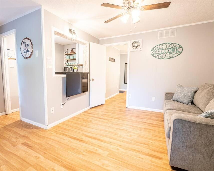 Tribesman #7 - Lazy Daisy's - on Table Rock Lake Apartment in Indian Point