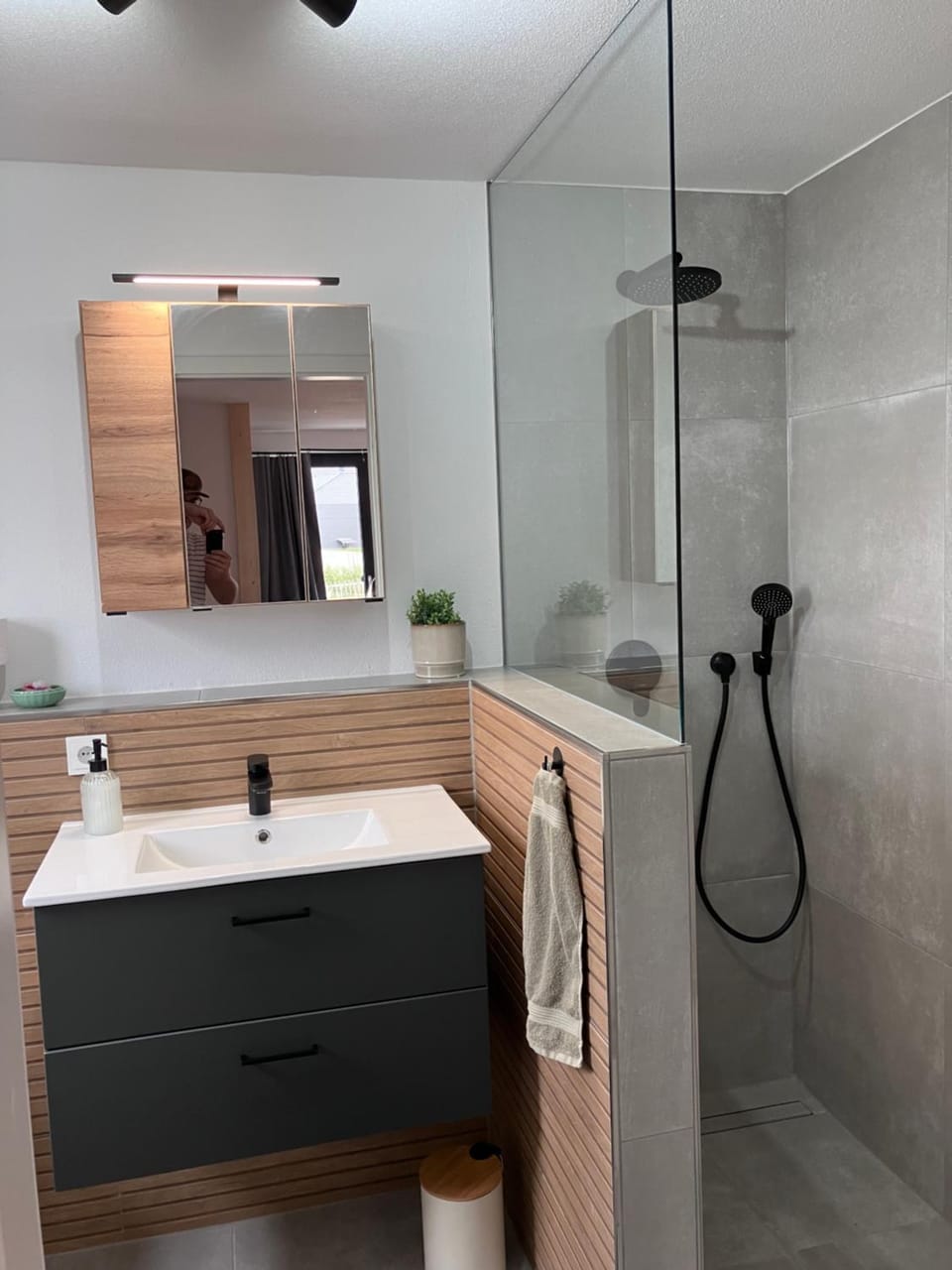 Shower, Bathroom