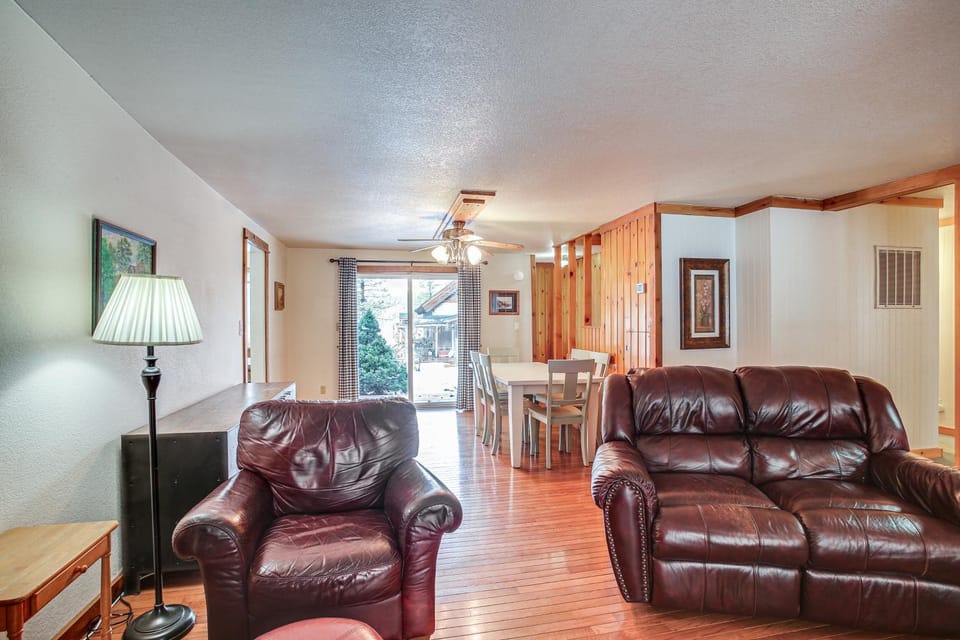 Pet-Friendly Pinehurst Home: Hike, Bike & Ski! House in Idaho