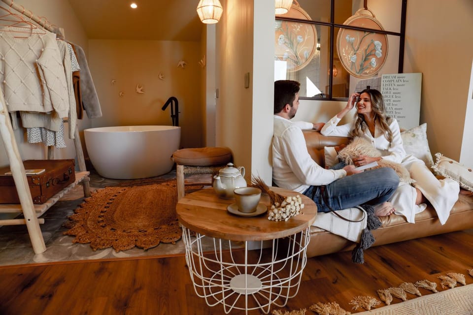 Bedroom, Bath