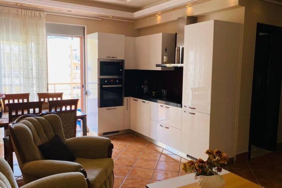 Primavera's 2+1 Apartment Apartment in Vlorë