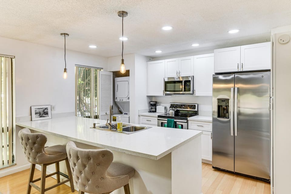 Condo in PGA National Resort w/ Pool & Spa! House in Palm Beach Gardens