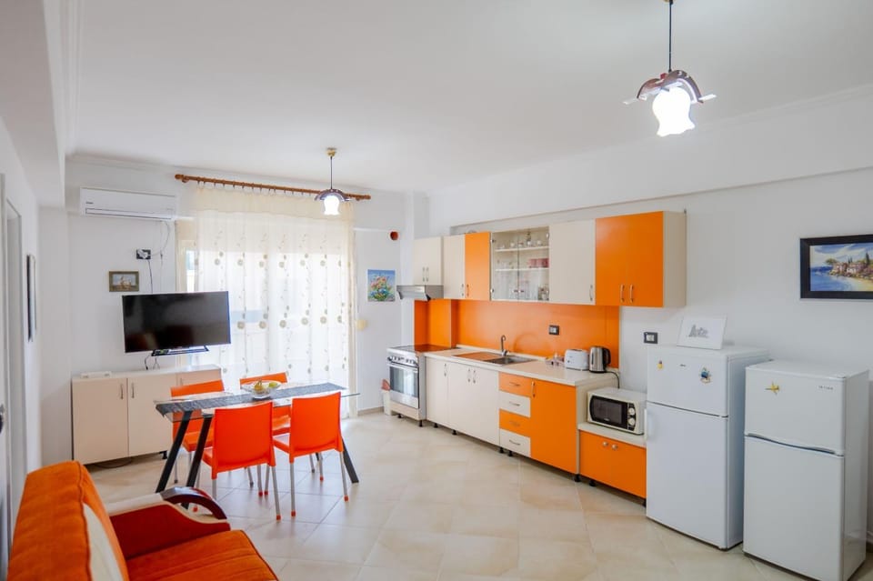 TV and multimedia, Dining area