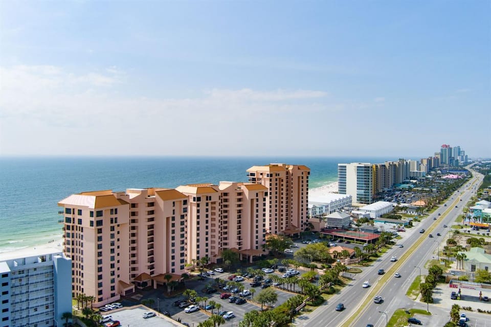 SeaChase 605-C Breathtaking Gulf Views Wraparound Balcony 3BR, 2BA Apartment in Orange Beach