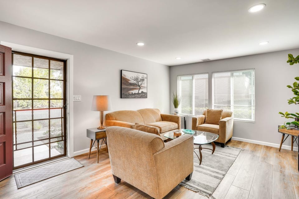 Rental with Pool Access about 8 Mi to Disneyland House in La Palma