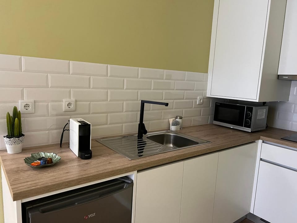 Coffee/tea facilities, Kitchen or kitchenette, minibar