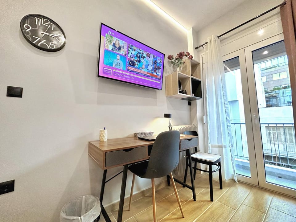 TV and multimedia, Living room, Seating area