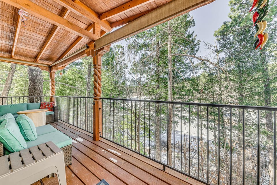 Near Hiking Trails: Spacious Cloudcroft Retreat! House in Cloudcroft