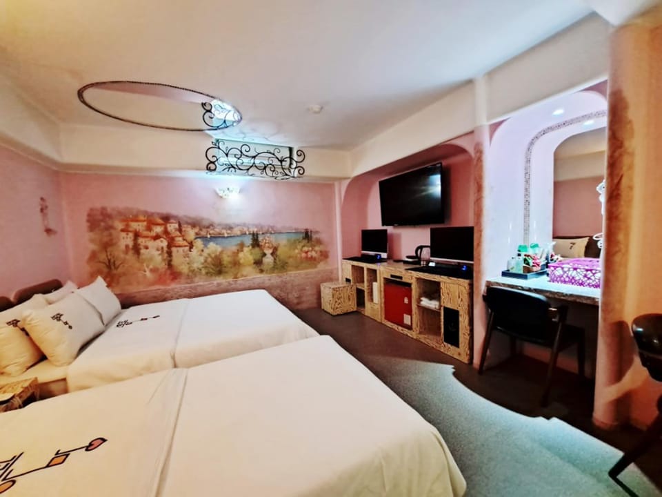 Communal lounge/ TV room, Bed, TV and multimedia, Photo of the whole room