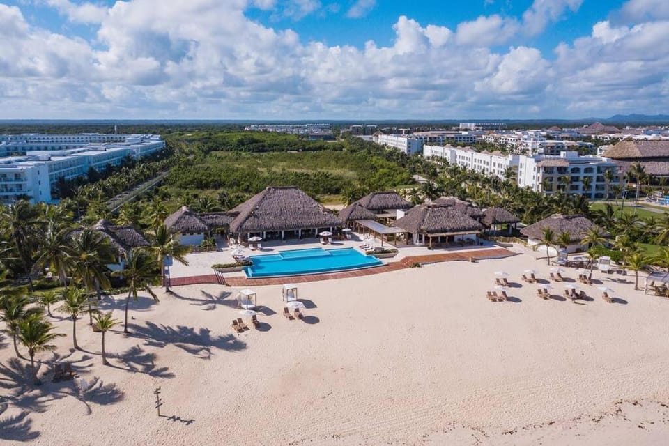 Caribbean Retreat at Cana Bay Golf Residence Apartment in Punta Cana