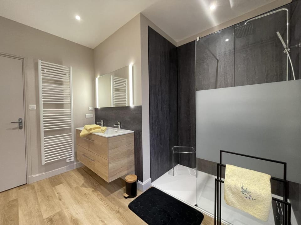 Gîte confortable près de Vichy avec animaux admis - FR-1-489-496 House in Auvergne-Rhône-Alpes