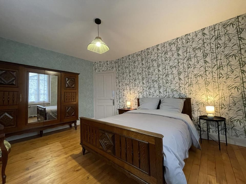 Gîte confortable avec terrasse dans la Montagne bourbonnaise, animaux acceptés - FR-1-489-497 House in Auvergne-Rhône-Alpes