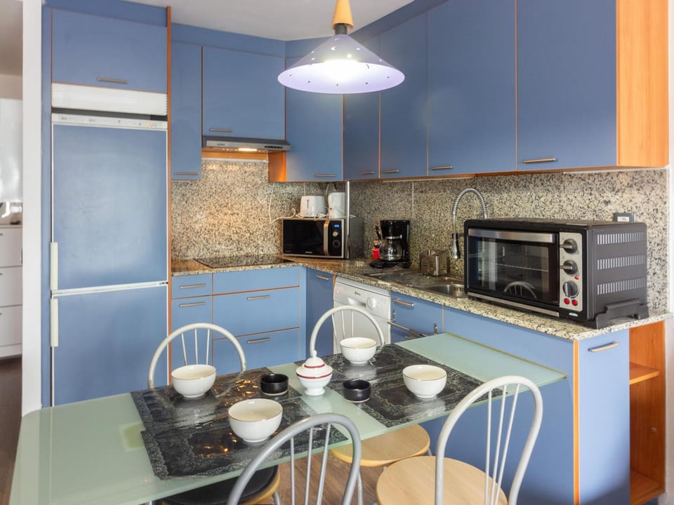 Apartamento Luminoso en Santa Margarita con Terraza - ES-228-174 Apartment in Roses