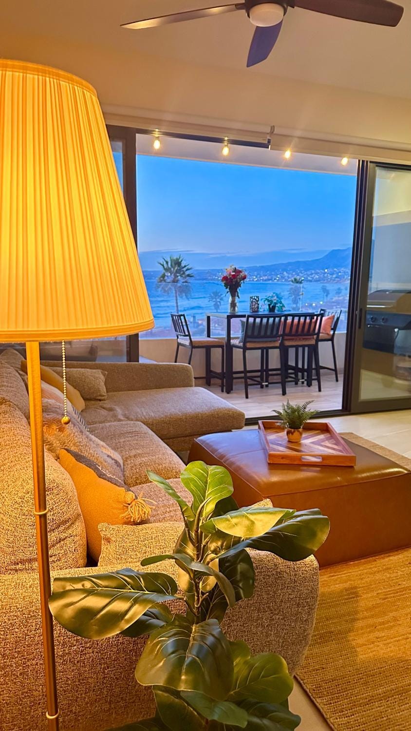 Luxury, Ocean View, Pool, Jacuzzi, Valle de Guadalupe, Los Portales De Garcia, Splash, Encanto Restaurants, Surf Breaks in Primo Tapia, Rosarito Apartment in State of Baja California