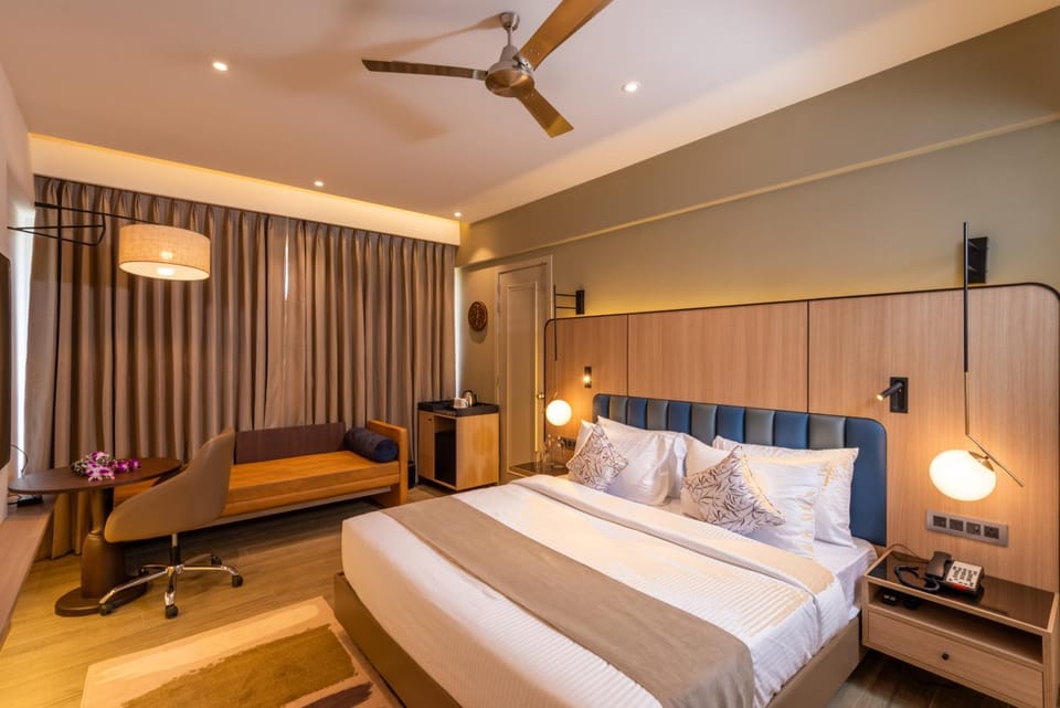 Bed, TV and multimedia, Bedroom, fireplace, wardrobe