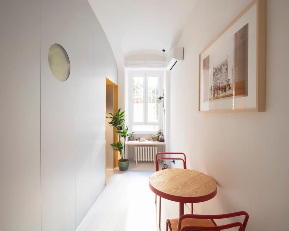 Living room, Seating area, Dining area