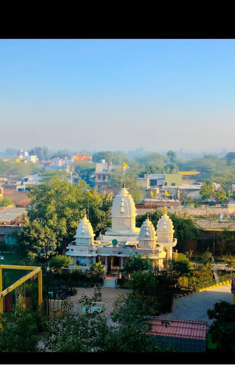 ZenRoofs - Brij Bhumi Haven 1 Apartment in Uttar Pradesh
