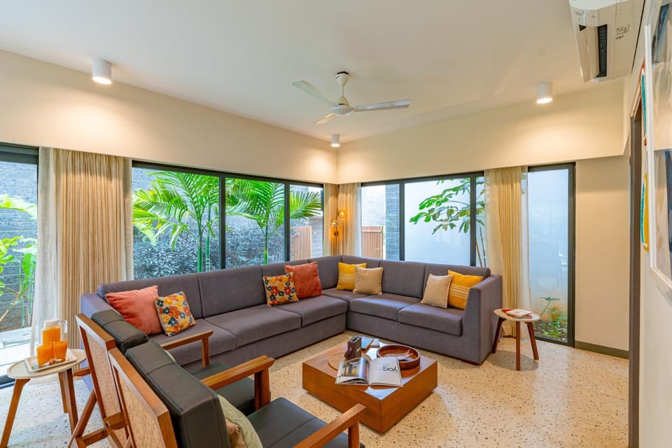 Patio, View (from property/room), Living room, fireplace