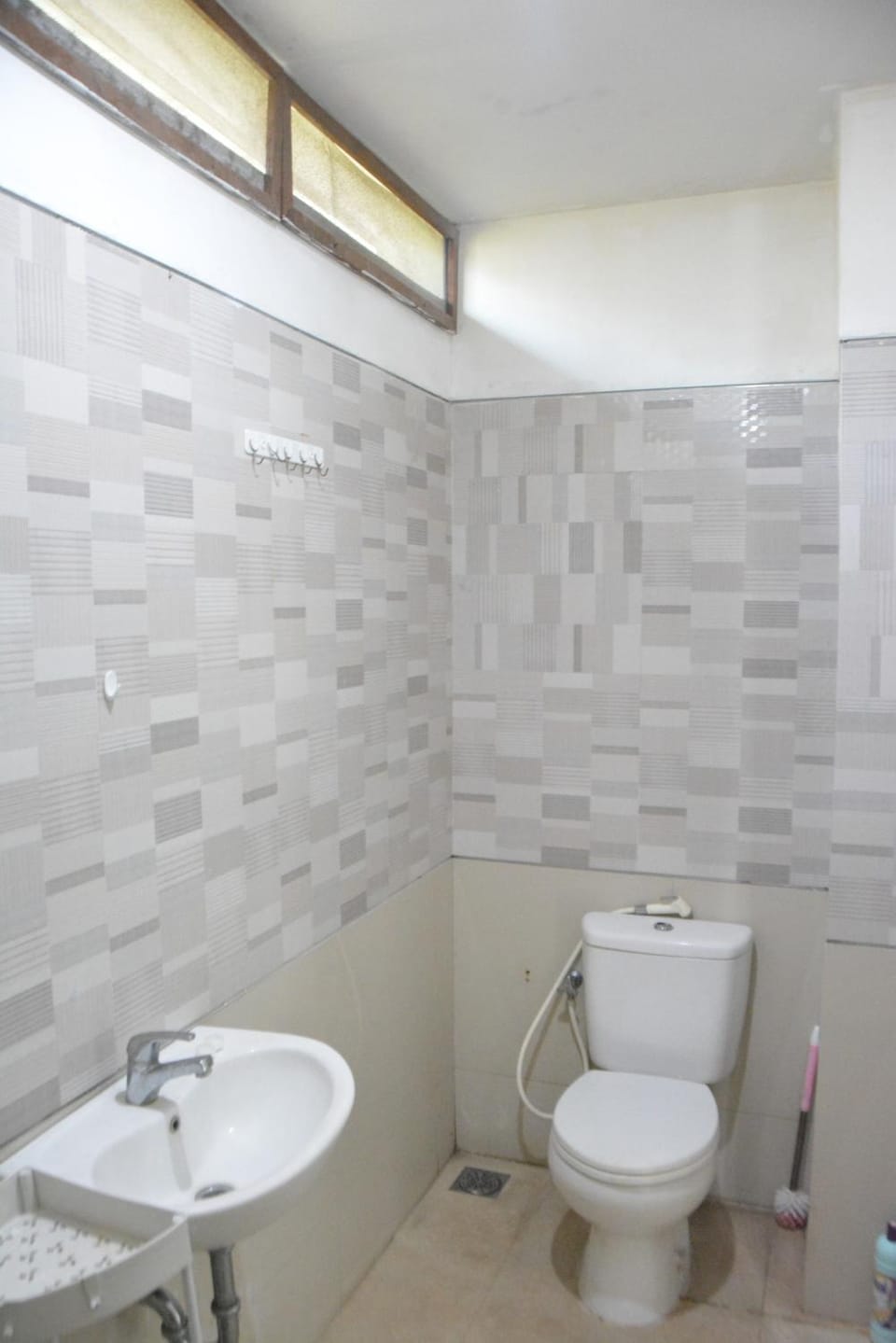 Toilet, Bathroom