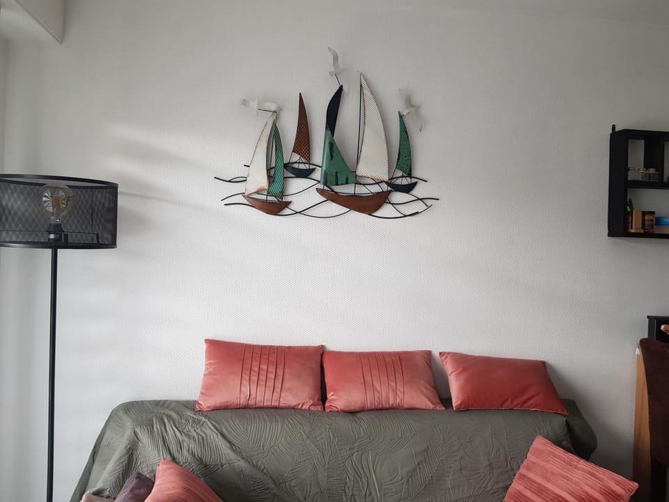 Port plage a pied 3nuits mini Apartment in Le Pouliguen