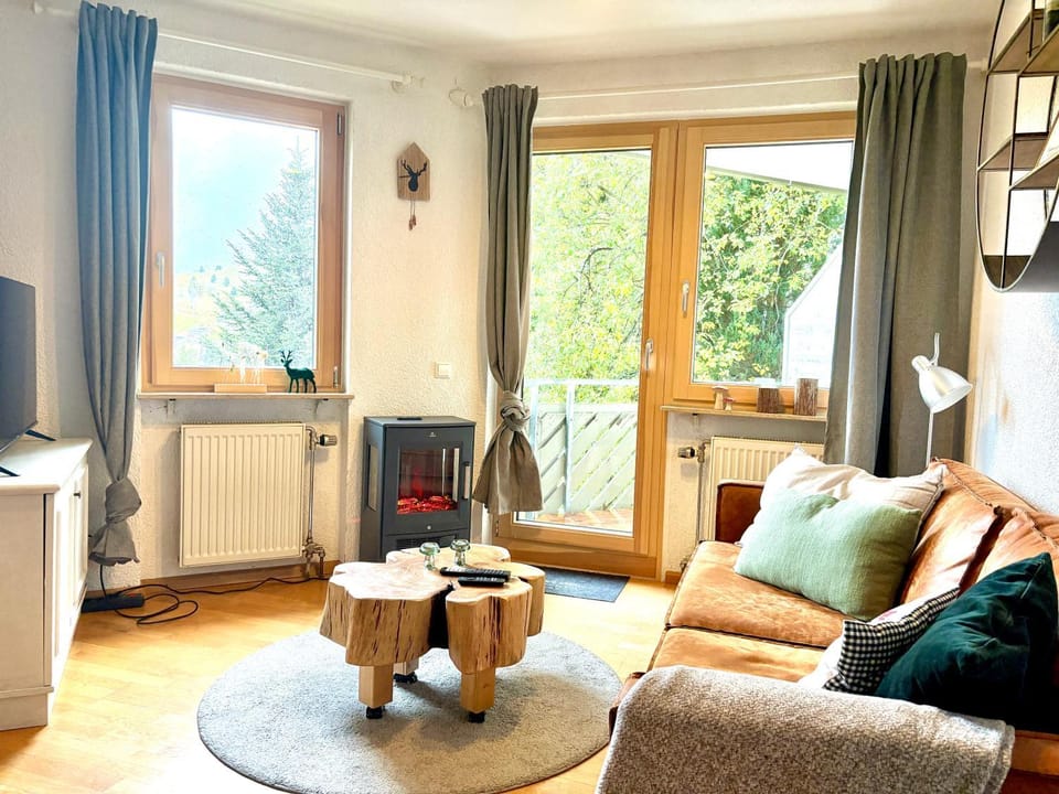 View (from property/room), Living room, Seating area