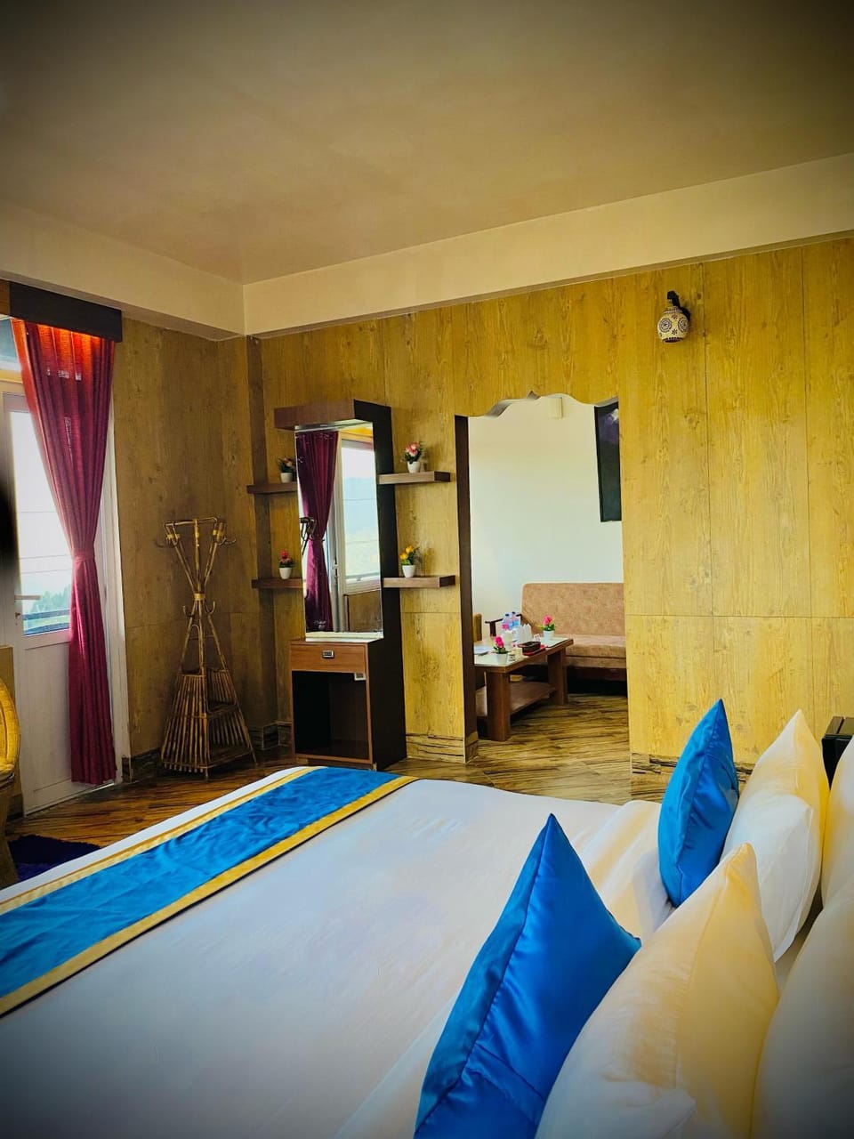 Bathroom, Seating area, Bedroom, minibar