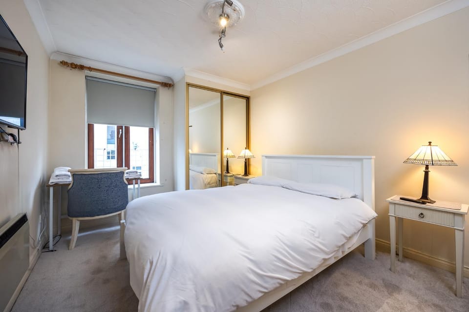 Fantastic 2BD apt in THE best location in Dublin Apartment in Dublin