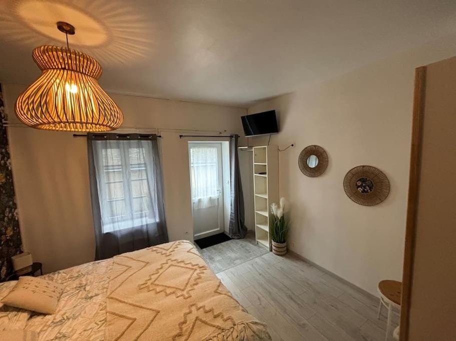 TV and multimedia, Bedroom