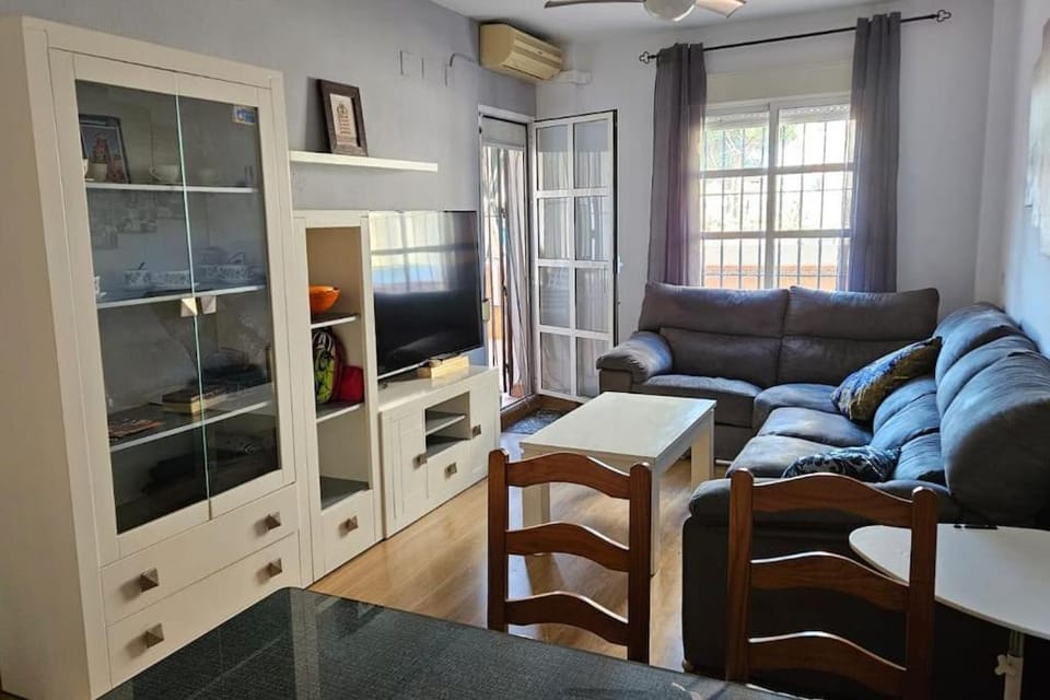 Apartamento con piscina cerca de la playa Apartment in Costa de la Luz