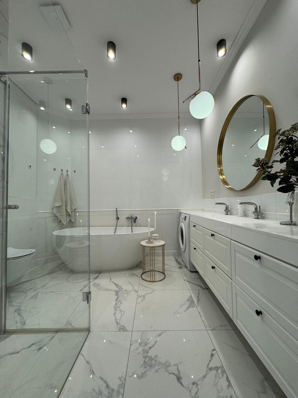 Shower, Toilet, Bathroom, Bath