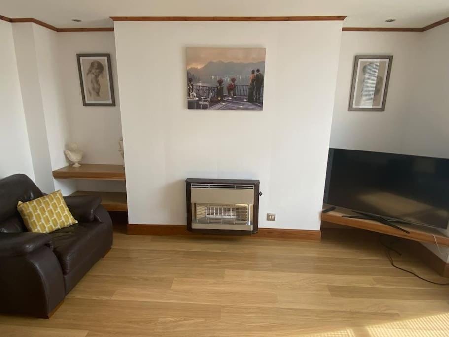 Lovely one Bedroom flat in Aberdeen City center and ideal for ARI Apartment in Aberdeen