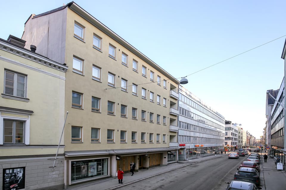 Property building, Neighbourhood, City view, Street view