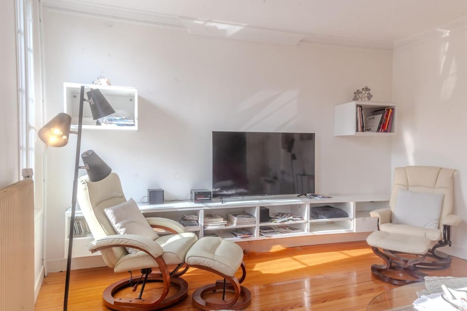 Property building, Living room